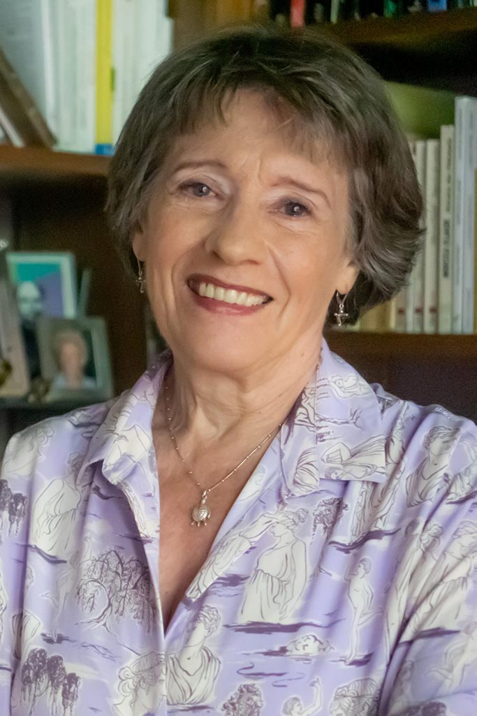 christine-gonze-conrad-portrait-vertical